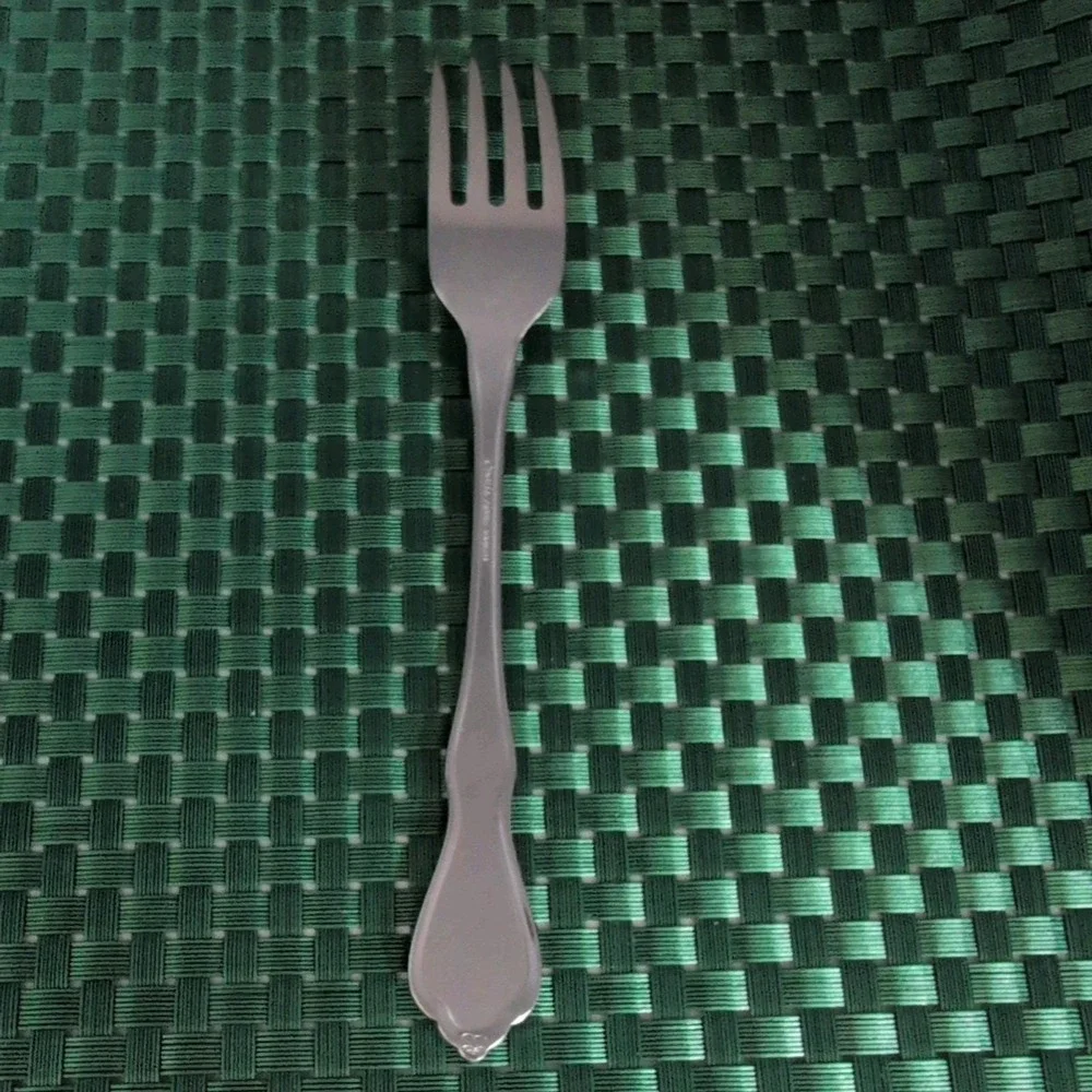 1 Oneida MORNING BLOSSOM Dinner Fork Single Fork Stainless Burnished Floral USA